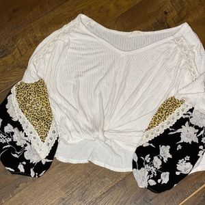 Size Large Cropped Boutique Shirt